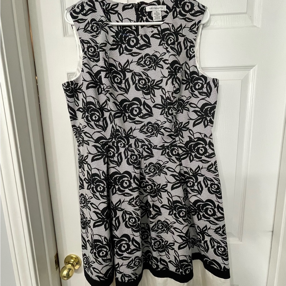 Liz Claiborne Black and White Floral Midi Dress